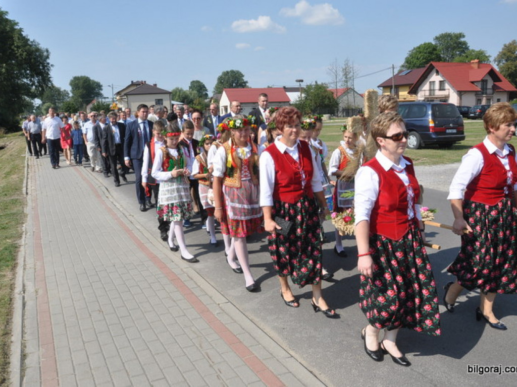 Dożynki gminno - parafialne w Gminie Tarnogród - Wola Różaniecka 2016 (FOTO)