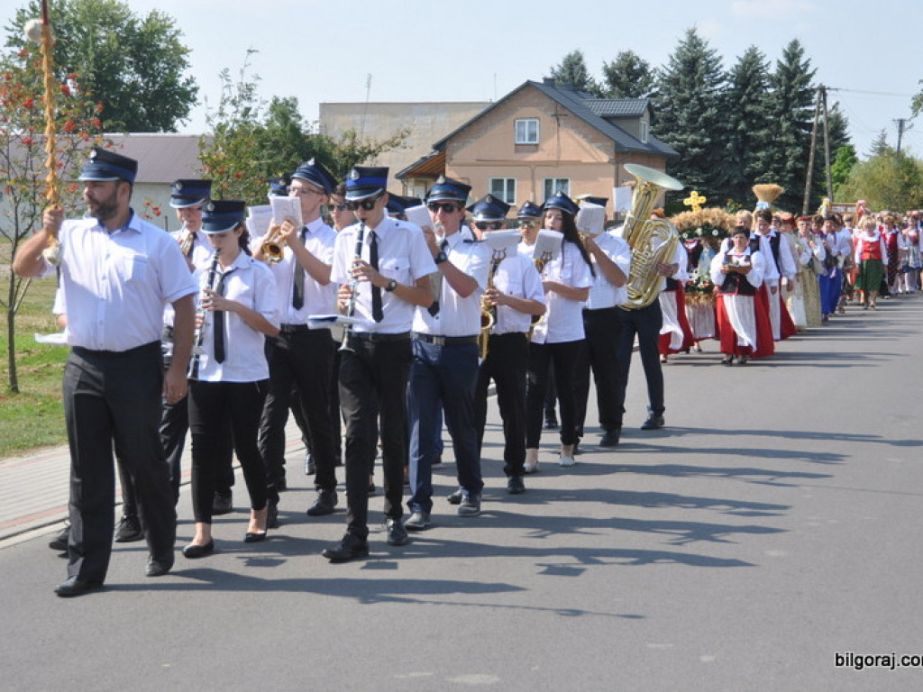 Dożynki gminno - parafialne w Gminie Tarnogród - Wola Różaniecka 2016 (FOTO)