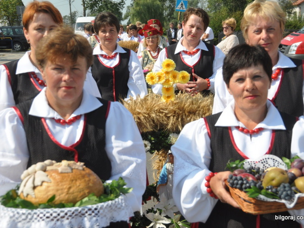 Dożynki gminno - parafialne w Gminie Tarnogród - Wola Różaniecka 2016 (FOTO)