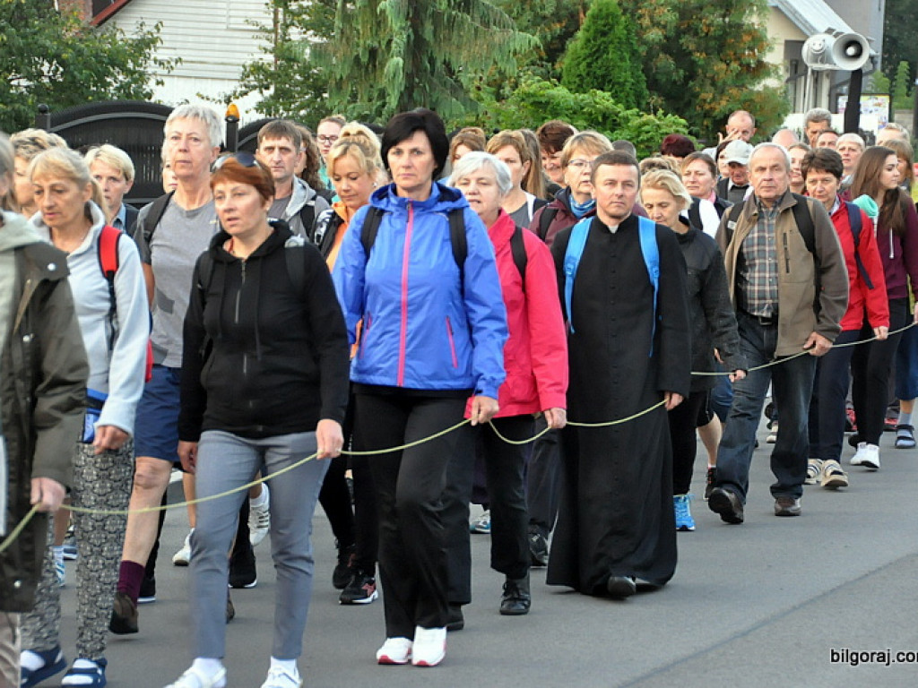 W drodze do Matki Boskiej Łaskawej (FOTO)