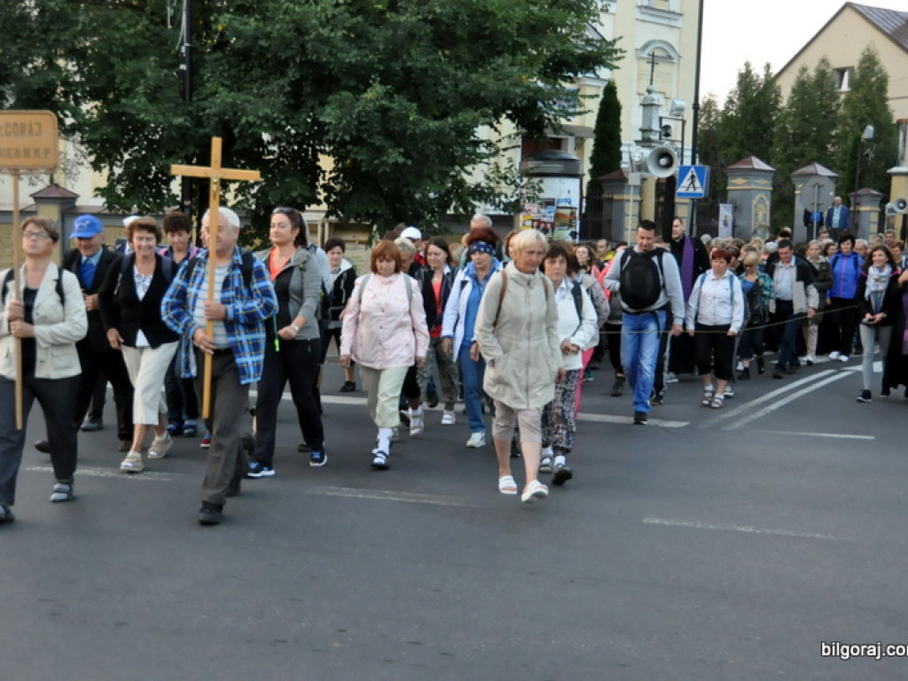W drodze do Matki Boskiej Łaskawej (FOTO)
