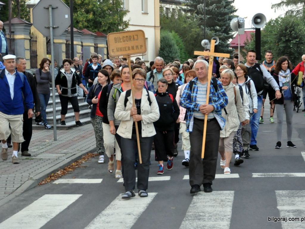 W drodze do Matki Boskiej Łaskawej (FOTO)