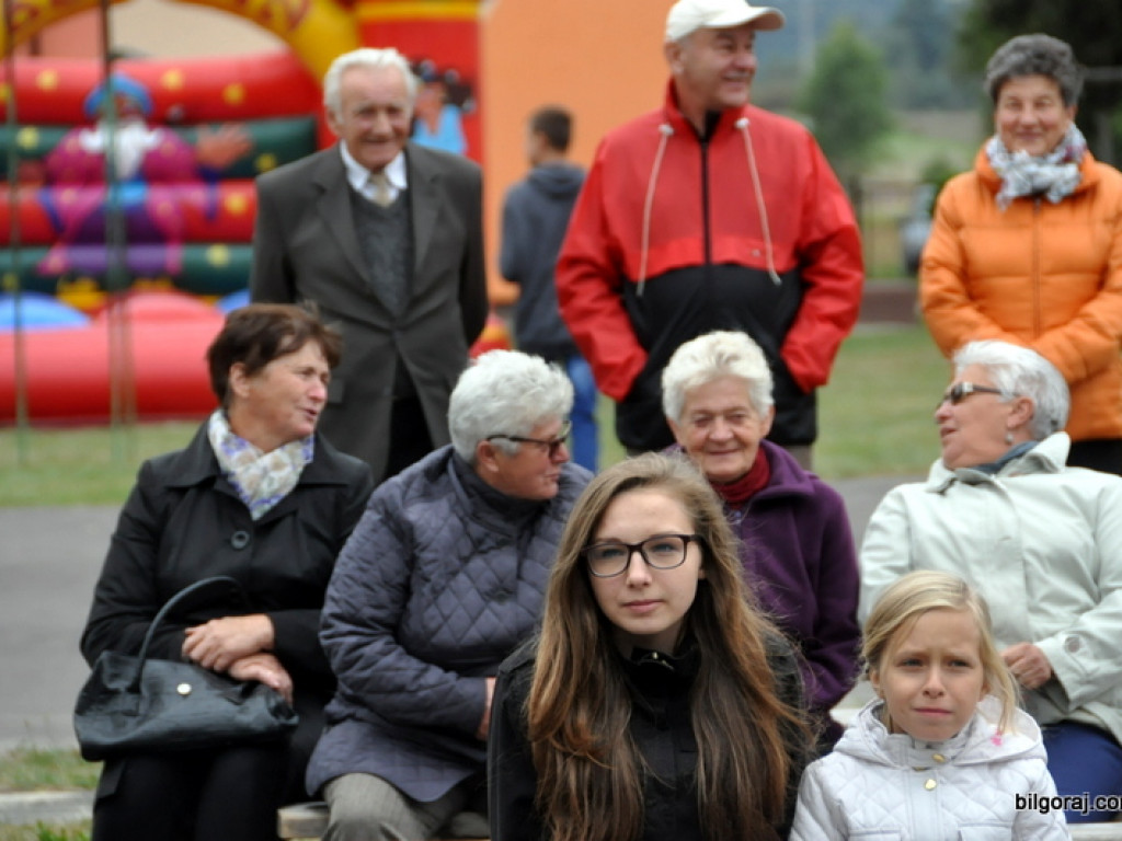 Wykopki w Majdanie Nepryskim (FOTO)