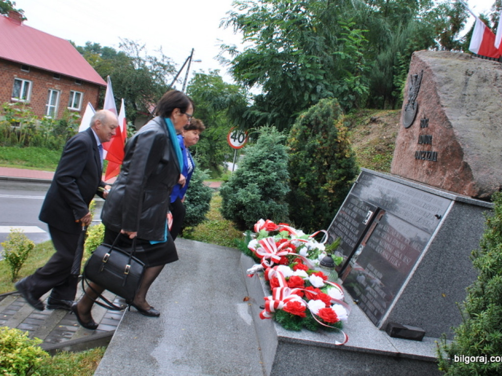 77. rocznica wydarzeń w Bramie Korchowskiej (FOTO)