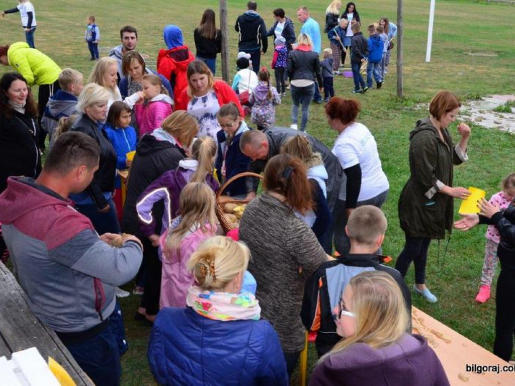 8. Rodzinne piecznie ziemniaków w Gromadzie (FOTO)