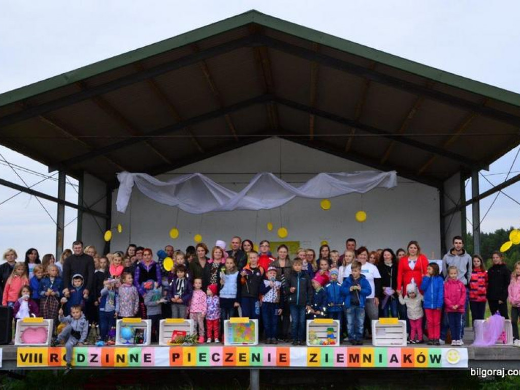 8. Rodzinne piecznie ziemniaków w Gromadzie (FOTO)
