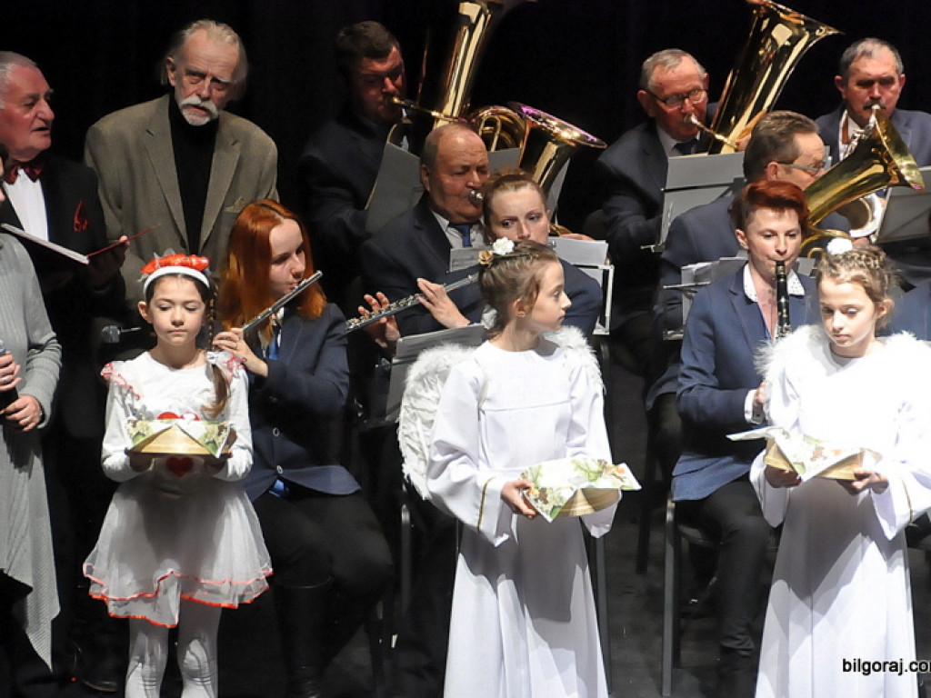 Opłatkowe spotkanie z kolędą (FOTO)