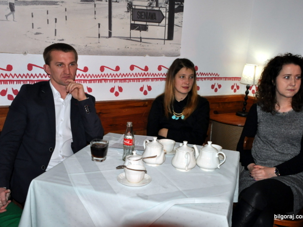 Spotkanie z poezją Piotra Kupczaka (FOTO)