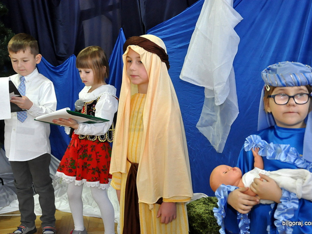 Jasełka w Samorządowym Przedszkolu Nr 3. Głównymi aktorami 6-latki (FOTO)
