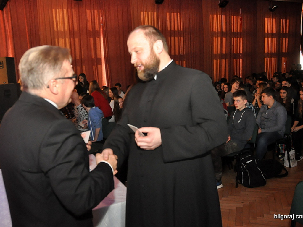 Świąteczne przedstawienie w ONZ-cie. Na wyprostowanie dróg nigdy nie jest za późno (FOTO)