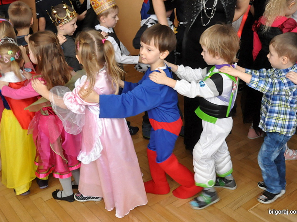 Karnawałowe szaleństwo na balu w Samorządowym Przedszkolu Nr 3 (FOTO)