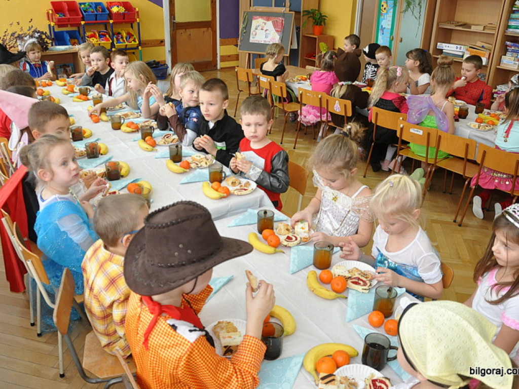 Karnawałowe szaleństwo na balu w Samorządowym Przedszkolu Nr 3 (FOTO)