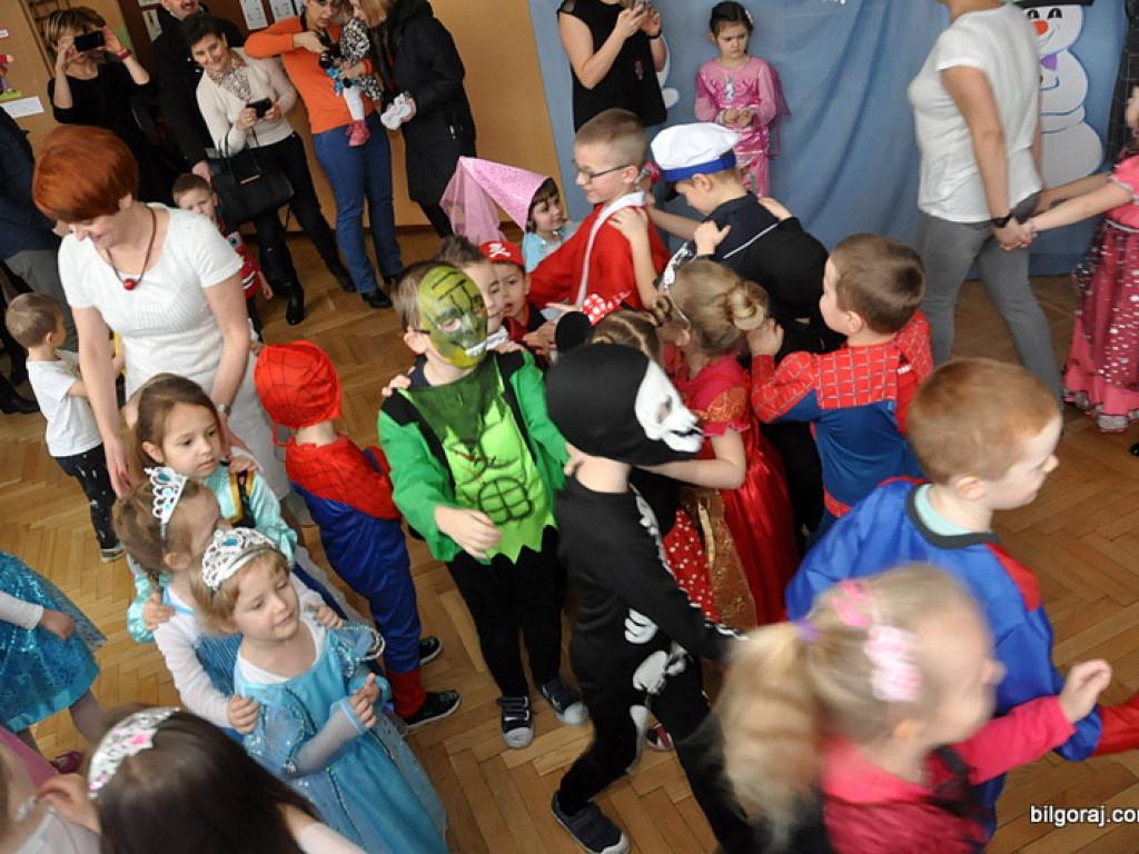 Karnawałowe szaleństwo na balu w Samorządowym Przedszkolu Nr 3 (FOTO)