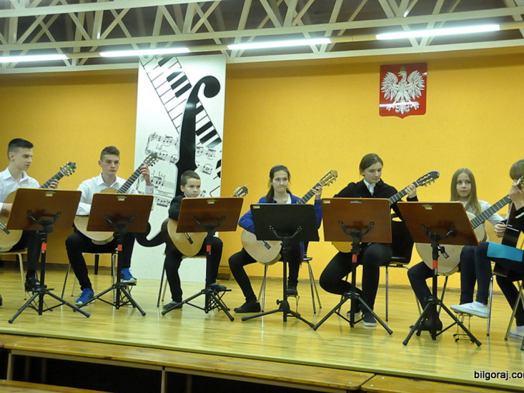 Semestralny koncert uczniów PSM I stopnia w Biłgoraju (FOTO)