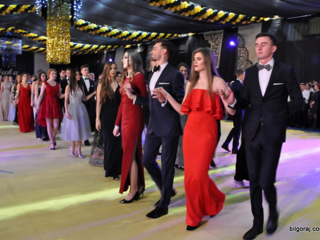 Bal studniówkowy w LO im. ONZ w Biłgoraju (FOTO, VIDEO)