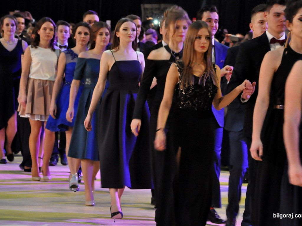 Bal studniówkowy w LO im. ONZ w Biłgoraju (FOTO, VIDEO)