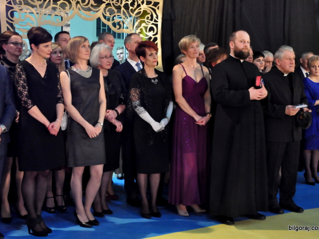 Bal studniówkowy w LO im. ONZ w Biłgoraju (FOTO, VIDEO)