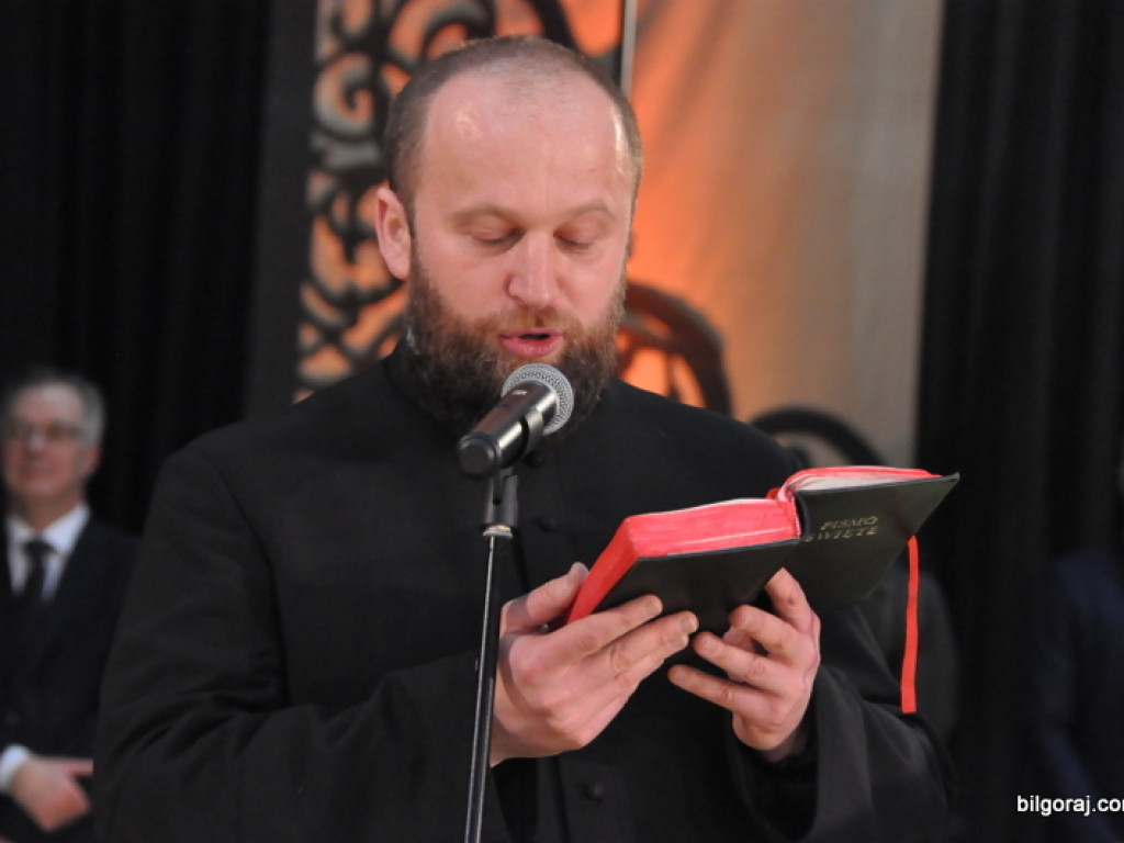 Bal studniówkowy w LO im. ONZ w Biłgoraju (FOTO, VIDEO)