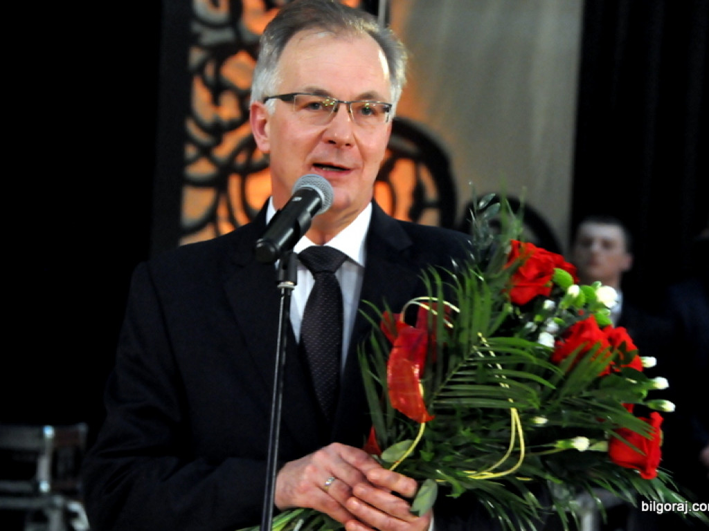 Bal studniówkowy w LO im. ONZ w Biłgoraju (FOTO, VIDEO)
