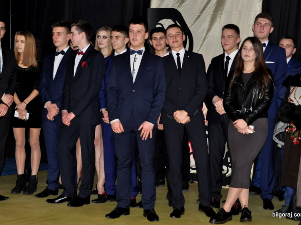 Bal studniówkowy w LO im. ONZ w Biłgoraju (FOTO, VIDEO)
