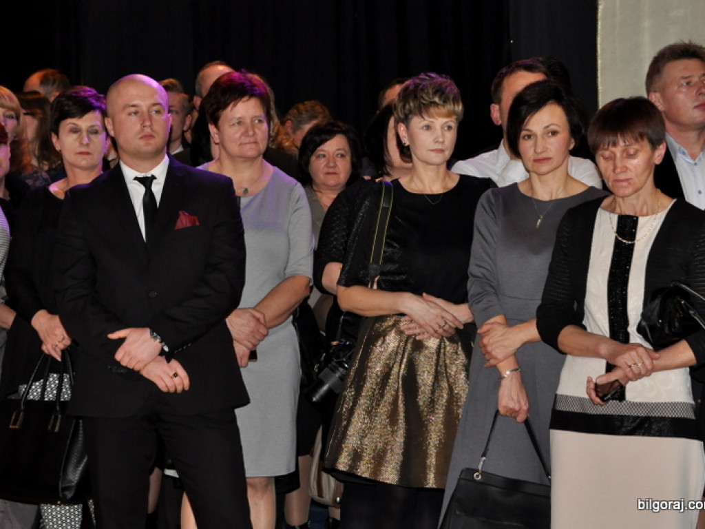 Bal studniówkowy w LO im. ONZ w Biłgoraju (FOTO, VIDEO)