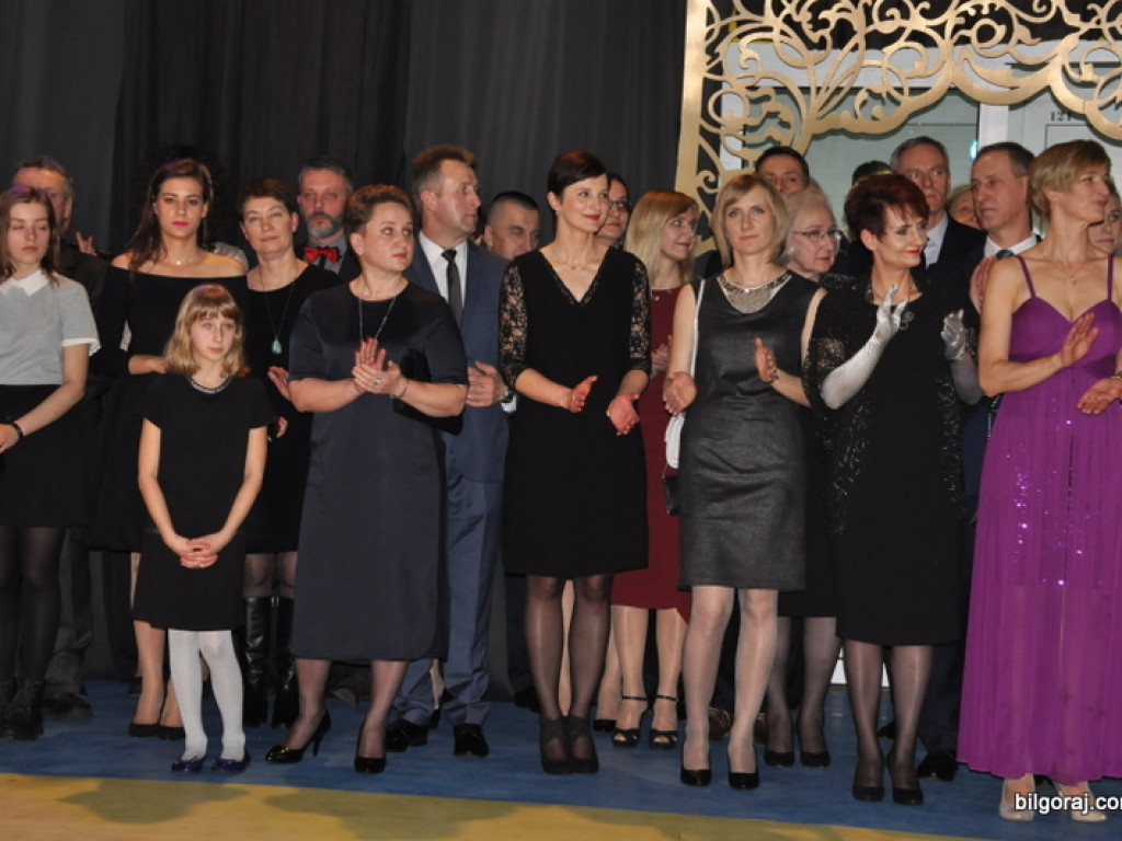 Bal studniówkowy w LO im. ONZ w Biłgoraju (FOTO, VIDEO)