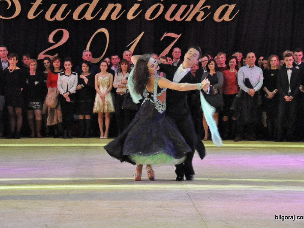 Bal studniówkowy w LO im. ONZ w Biłgoraju (FOTO, VIDEO)