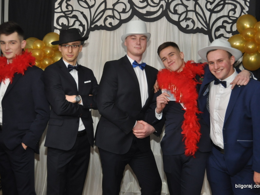 Bal studniówkowy w LO im. ONZ w Biłgoraju (FOTO, VIDEO)