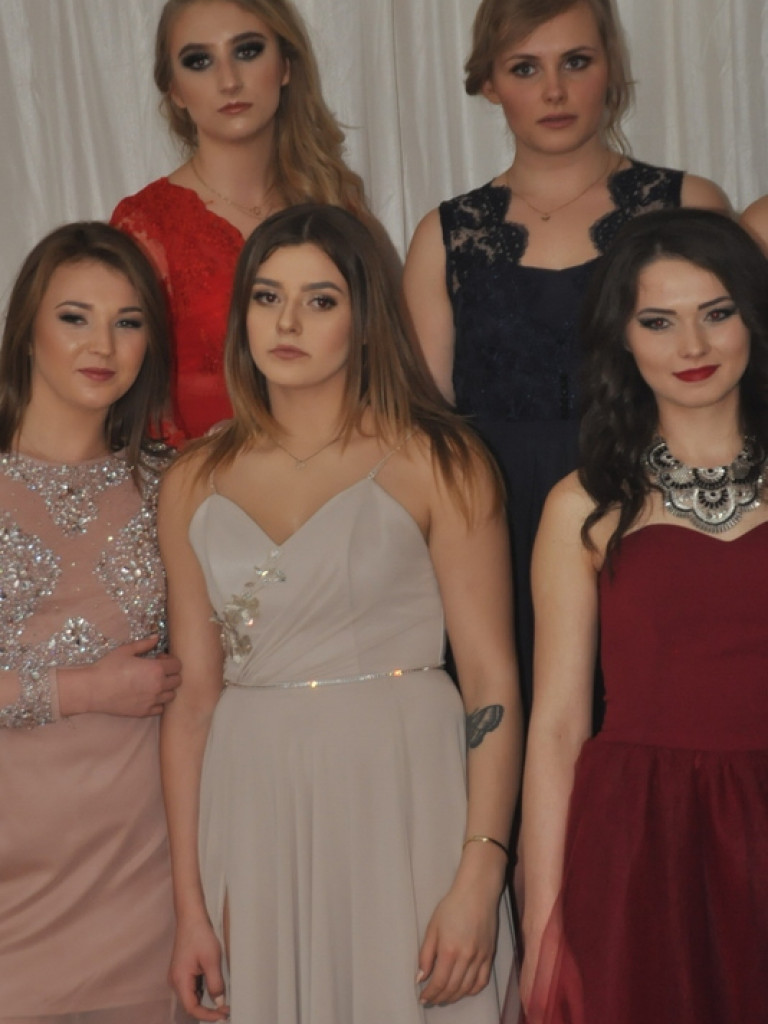 Bal studniówkowy w LO im. ONZ w Biłgoraju (FOTO, VIDEO)