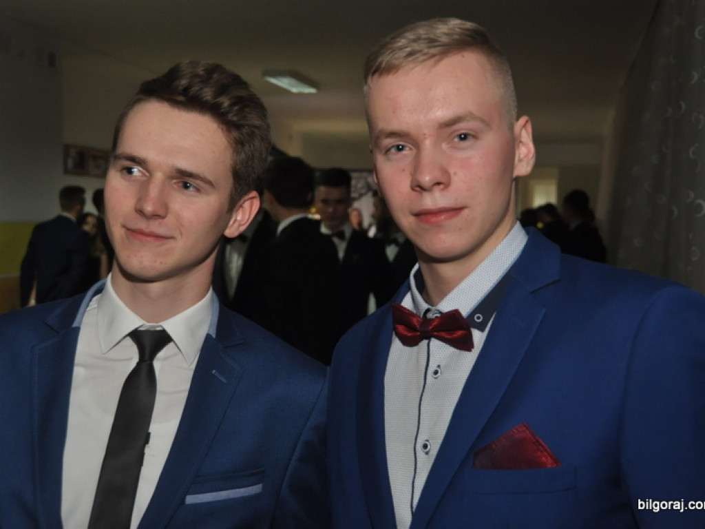 Bal studniówkowy w LO im. ONZ w Biłgoraju (FOTO, VIDEO)