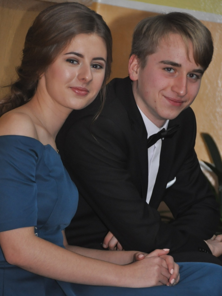 Bal studniówkowy w LO im. ONZ w Biłgoraju (FOTO, VIDEO)
