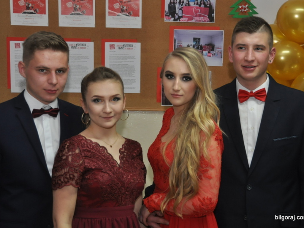 Bal studniówkowy w LO im. ONZ w Biłgoraju (FOTO, VIDEO)