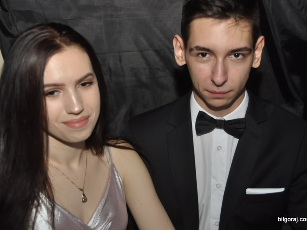 Bal studniówkowy w LO im. ONZ w Biłgoraju (FOTO, VIDEO)