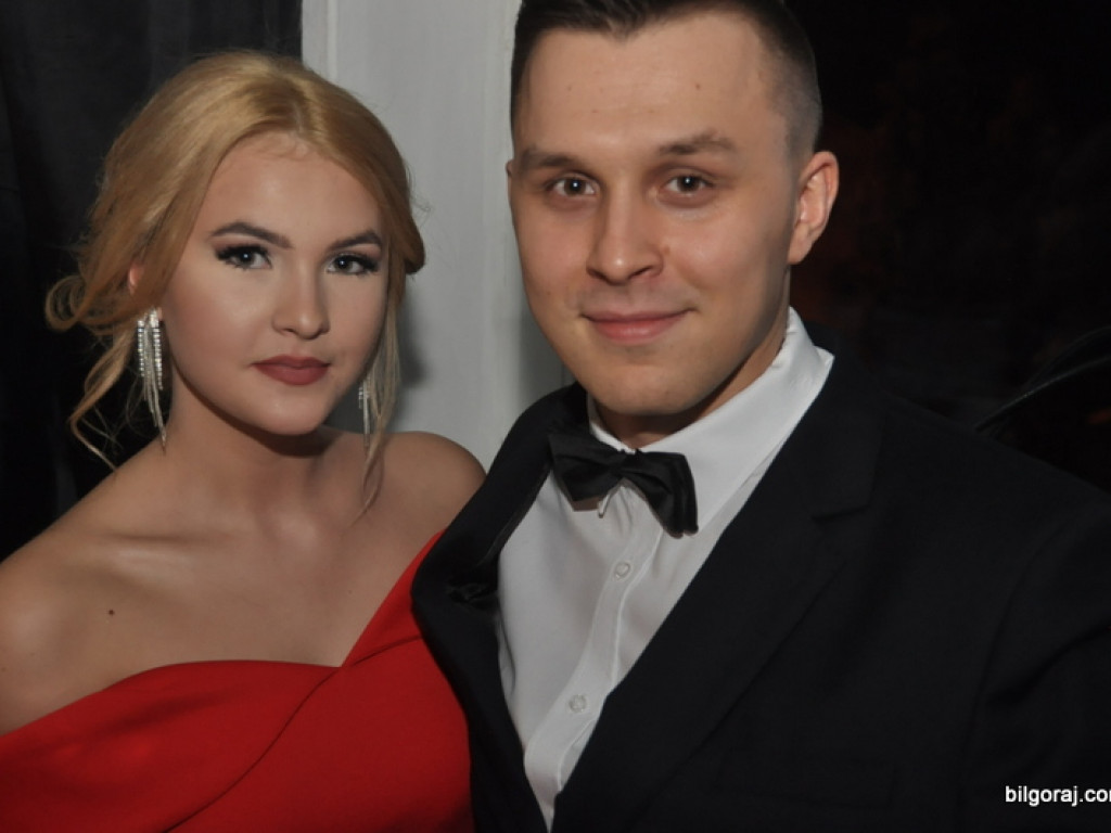 Bal studniówkowy w LO im. ONZ w Biłgoraju (FOTO, VIDEO)