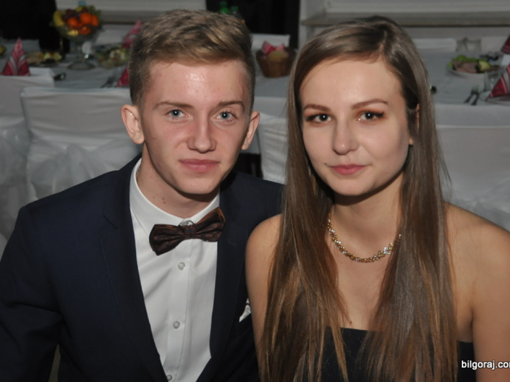 Bal studniówkowy w LO im. ONZ w Biłgoraju (FOTO, VIDEO)