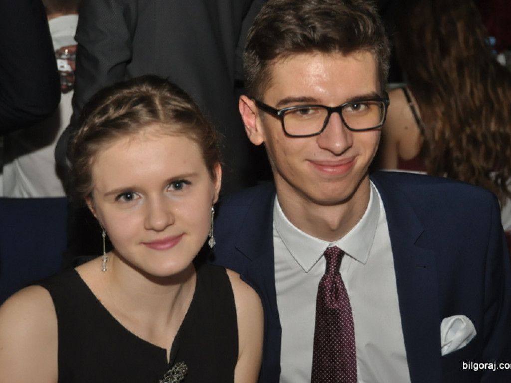 Bal studniówkowy w LO im. ONZ w Biłgoraju (FOTO, VIDEO)