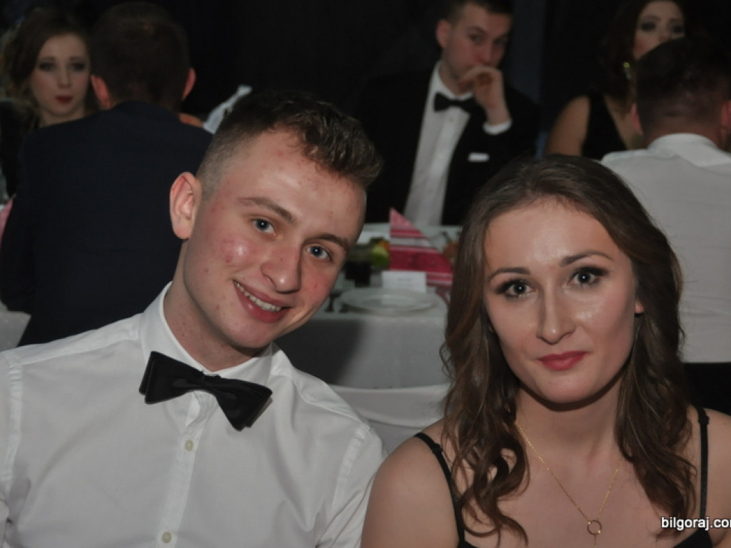 Bal studniówkowy w LO im. ONZ w Biłgoraju (FOTO, VIDEO)