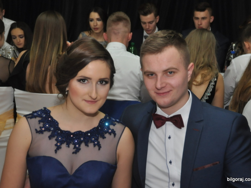 Bal studniówkowy w LO im. ONZ w Biłgoraju (FOTO, VIDEO)