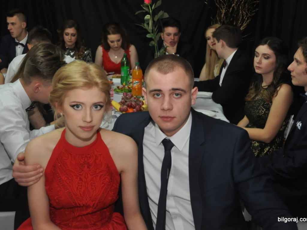 Bal studniówkowy w LO im. ONZ w Biłgoraju (FOTO, VIDEO)