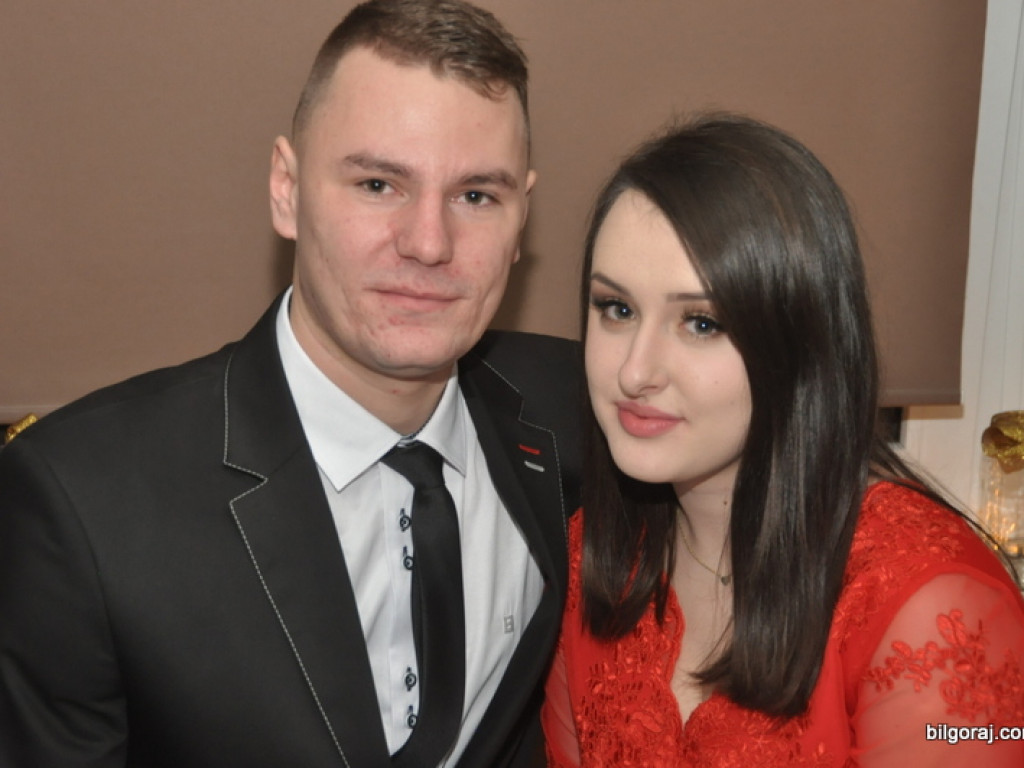 Bal studniówkowy w LO im. ONZ w Biłgoraju (FOTO, VIDEO)