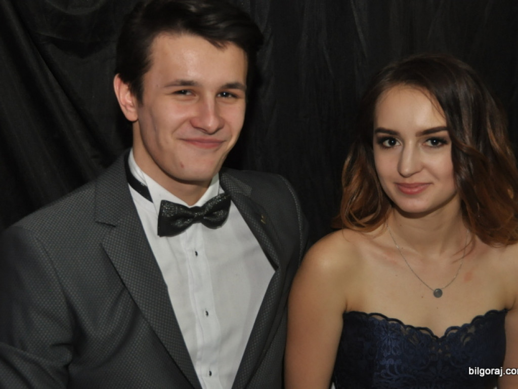 Bal studniówkowy w LO im. ONZ w Biłgoraju (FOTO, VIDEO)