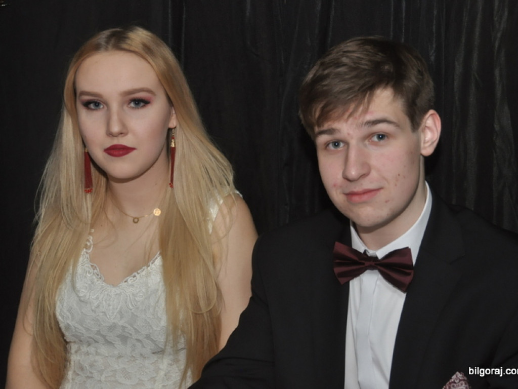 Bal studniówkowy w LO im. ONZ w Biłgoraju (FOTO, VIDEO)