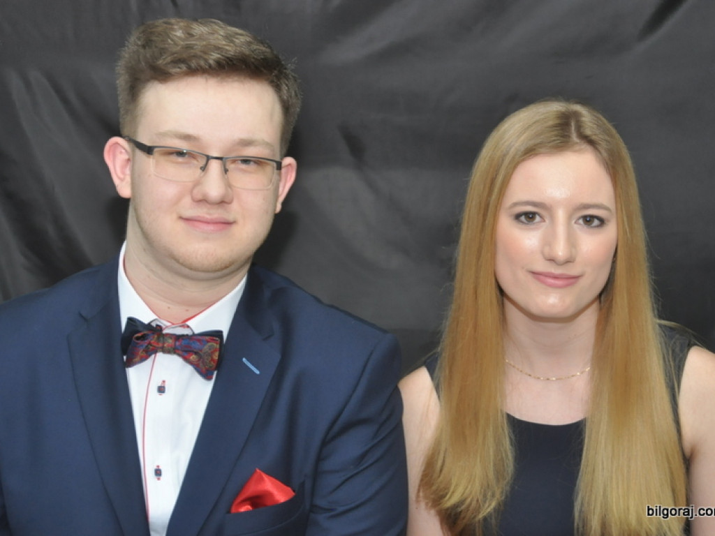 Bal studniówkowy w LO im. ONZ w Biłgoraju (FOTO, VIDEO)