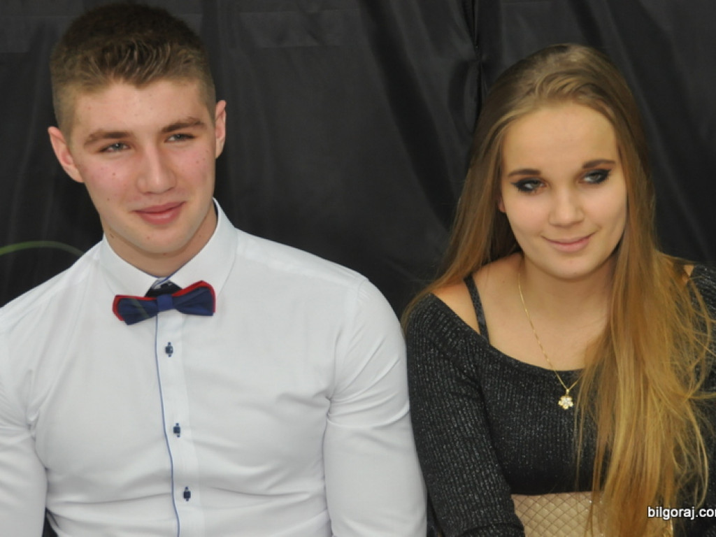 Bal studniówkowy w LO im. ONZ w Biłgoraju (FOTO, VIDEO)