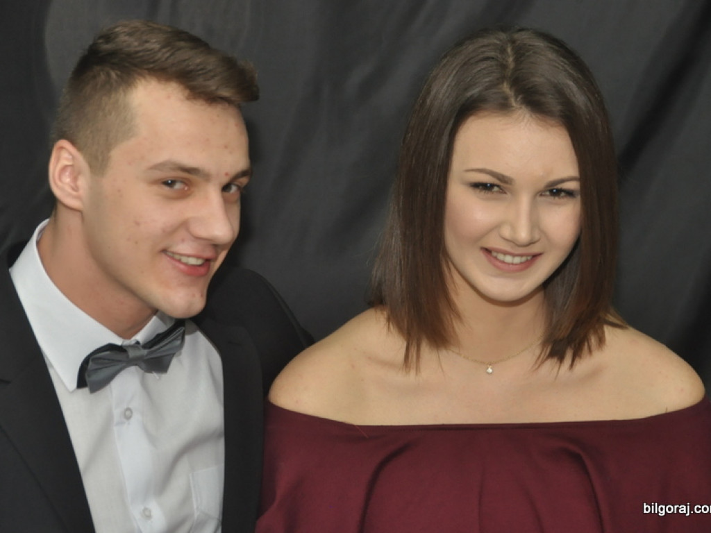 Bal studniówkowy w LO im. ONZ w Biłgoraju (FOTO, VIDEO)