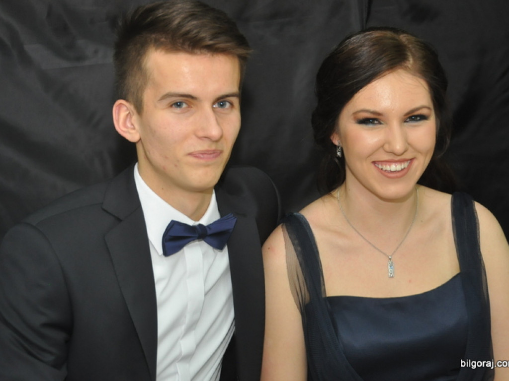 Bal studniówkowy w LO im. ONZ w Biłgoraju (FOTO, VIDEO)