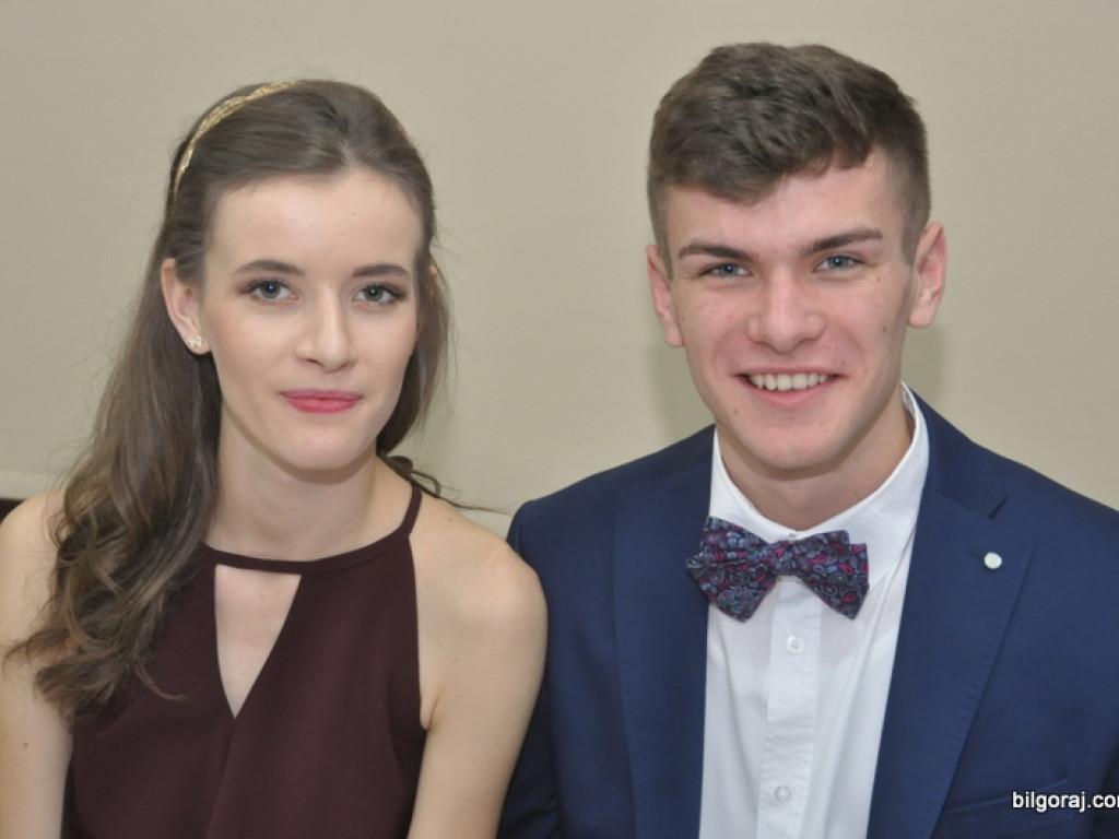 Bal studniówkowy w LO im. ONZ w Biłgoraju (FOTO, VIDEO)