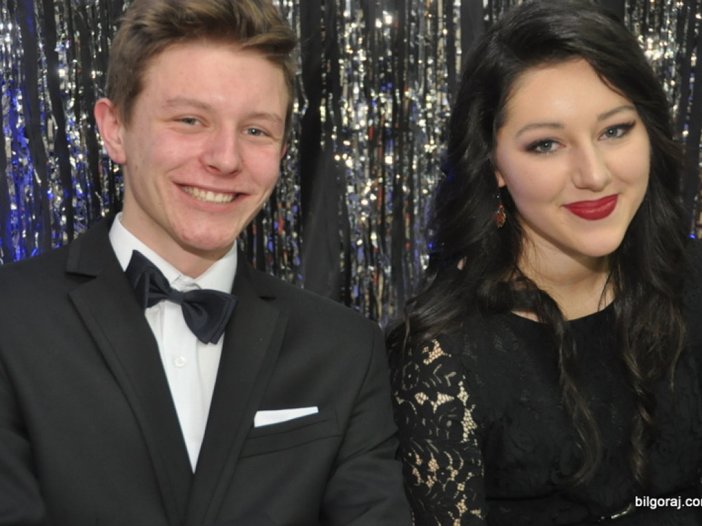 Bal studniówkowy w LO im. ONZ w Biłgoraju (FOTO, VIDEO)