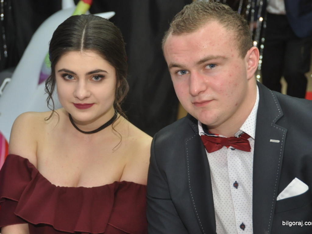Bal studniówkowy w LO im. ONZ w Biłgoraju (FOTO, VIDEO)