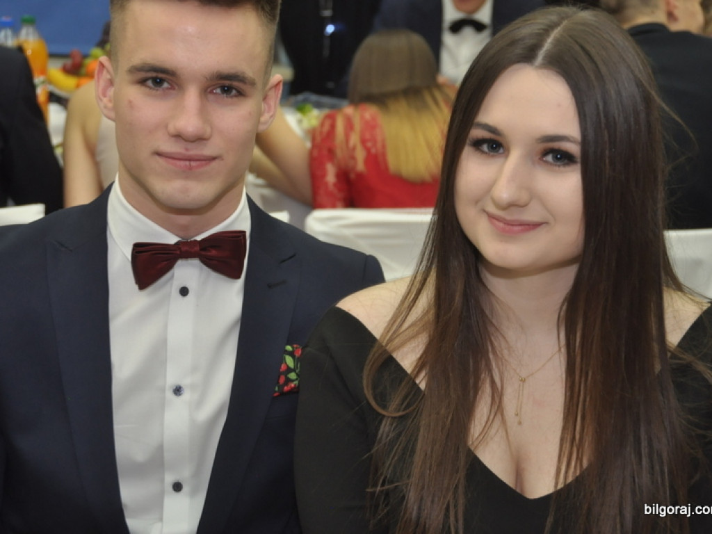 Bal studniówkowy w LO im. ONZ w Biłgoraju (FOTO, VIDEO)
